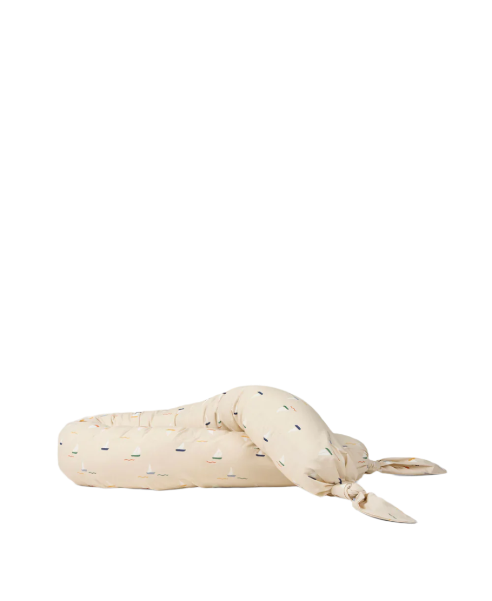 Skye Bed Snake, Pond Boats