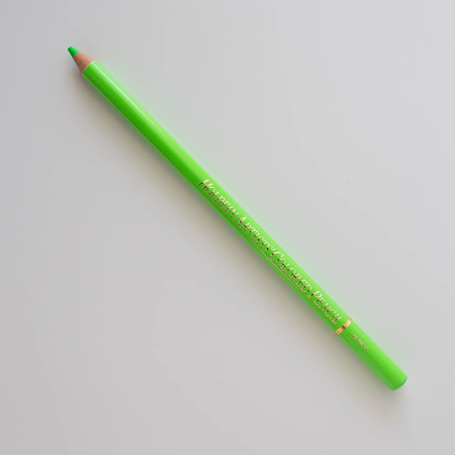Holbein Luminous colored pencils