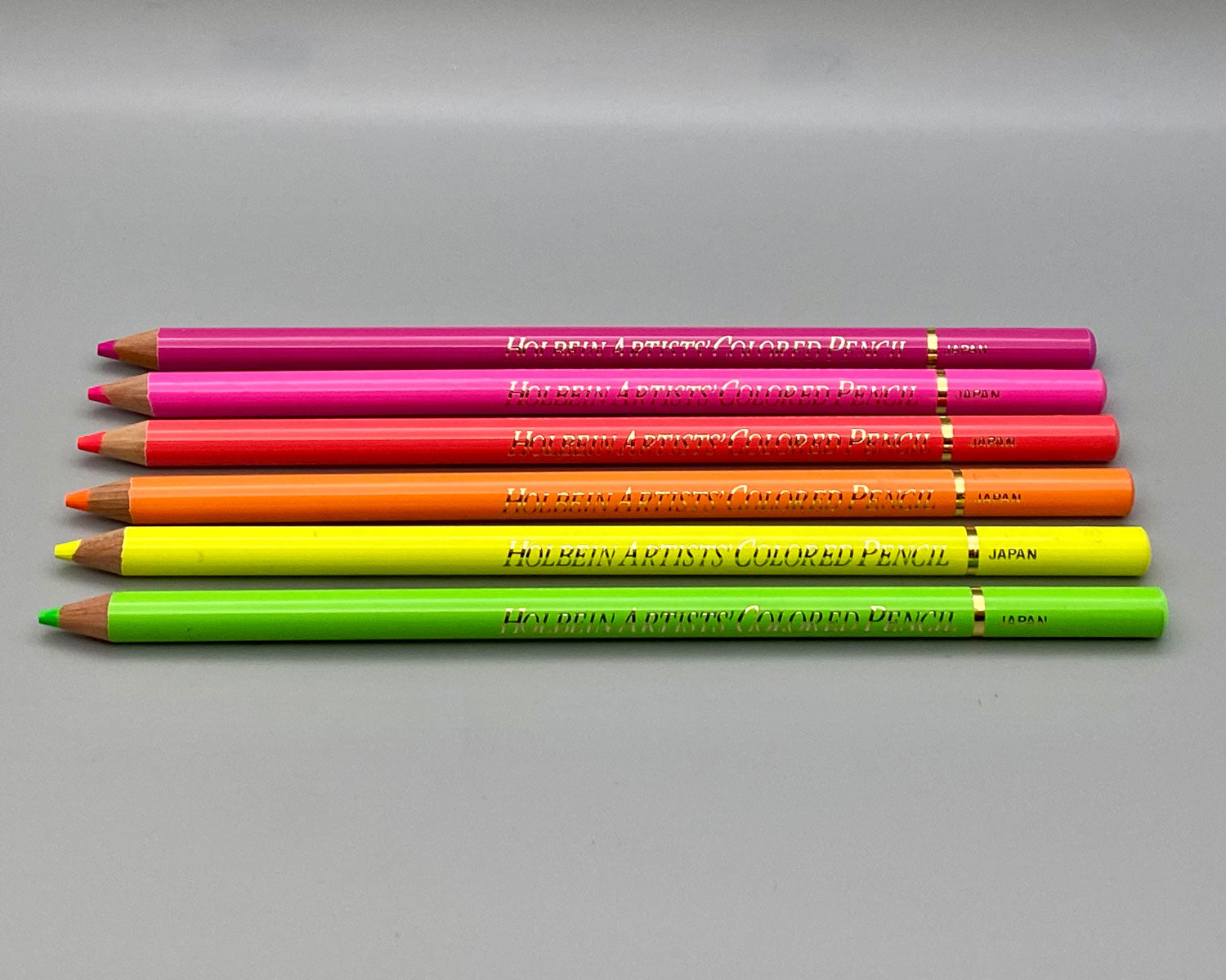 Holbein Luminous colored pencils