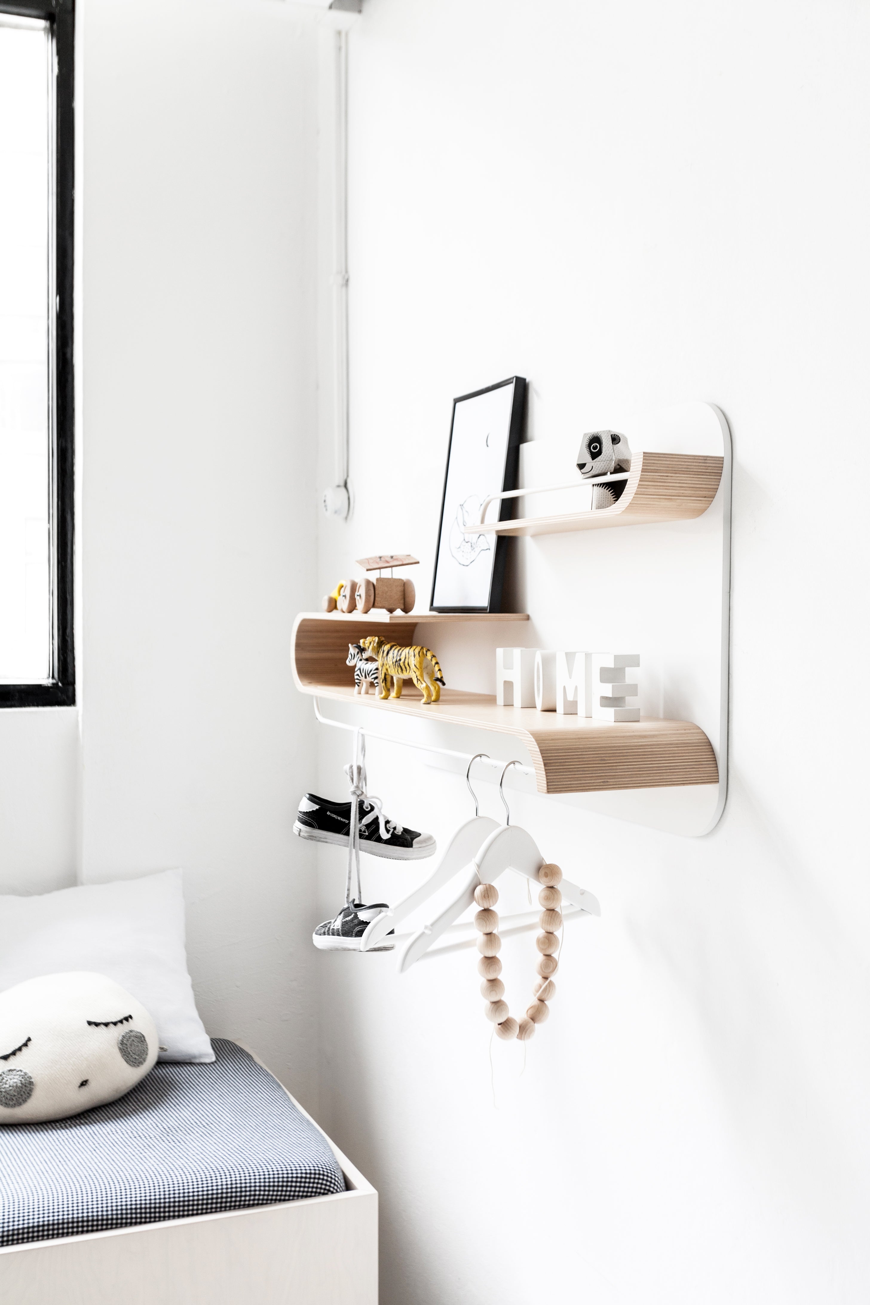L Shelf