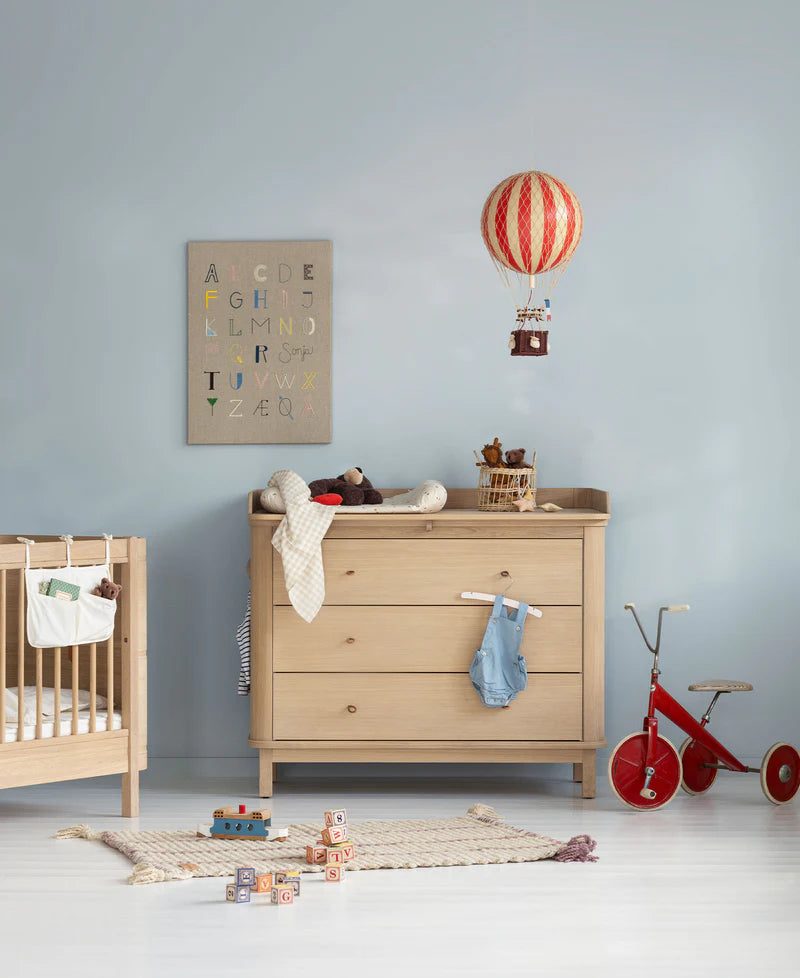 Wood Chest of Drawers with 3 Drawers and Changing Table, Oak