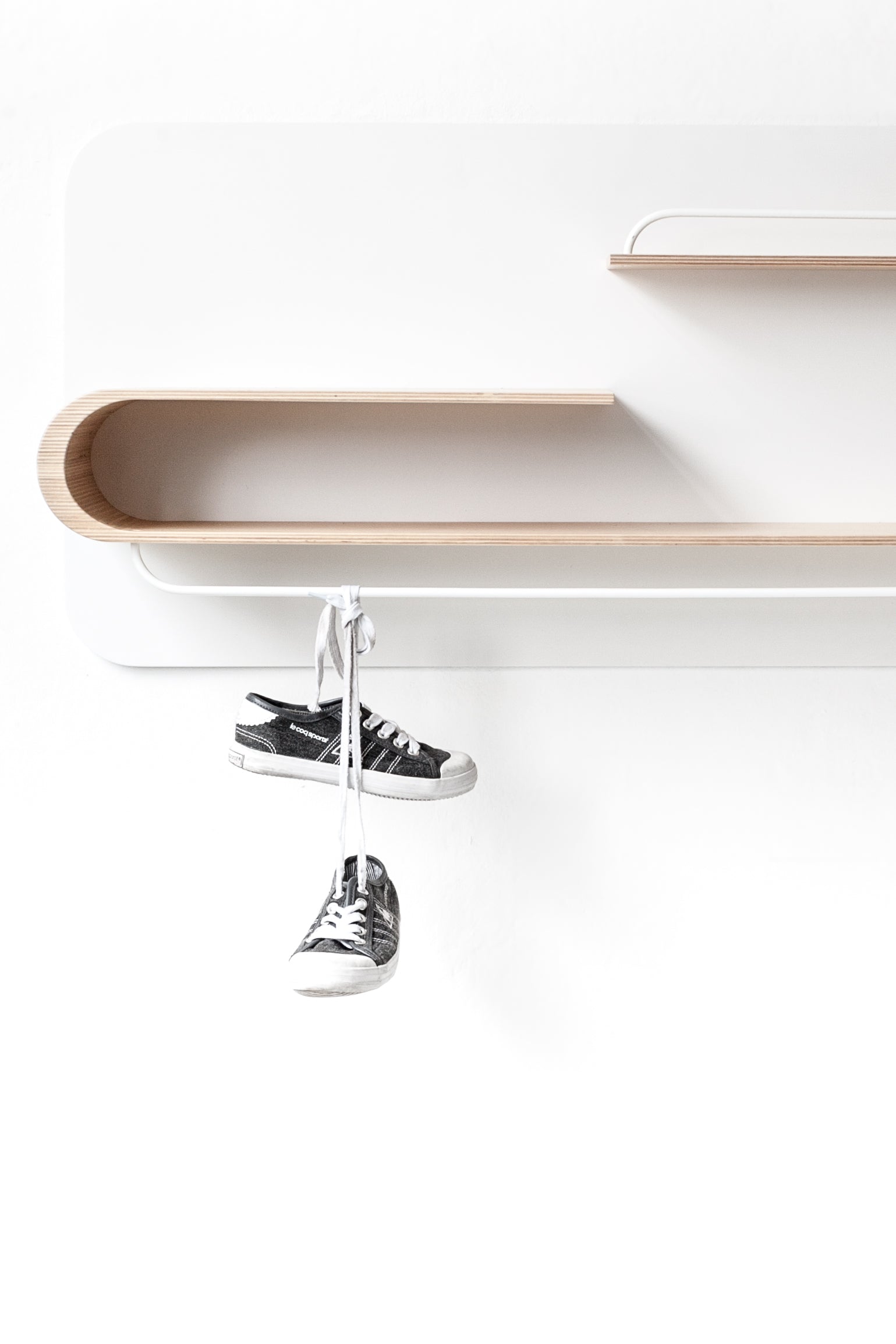L Shelf