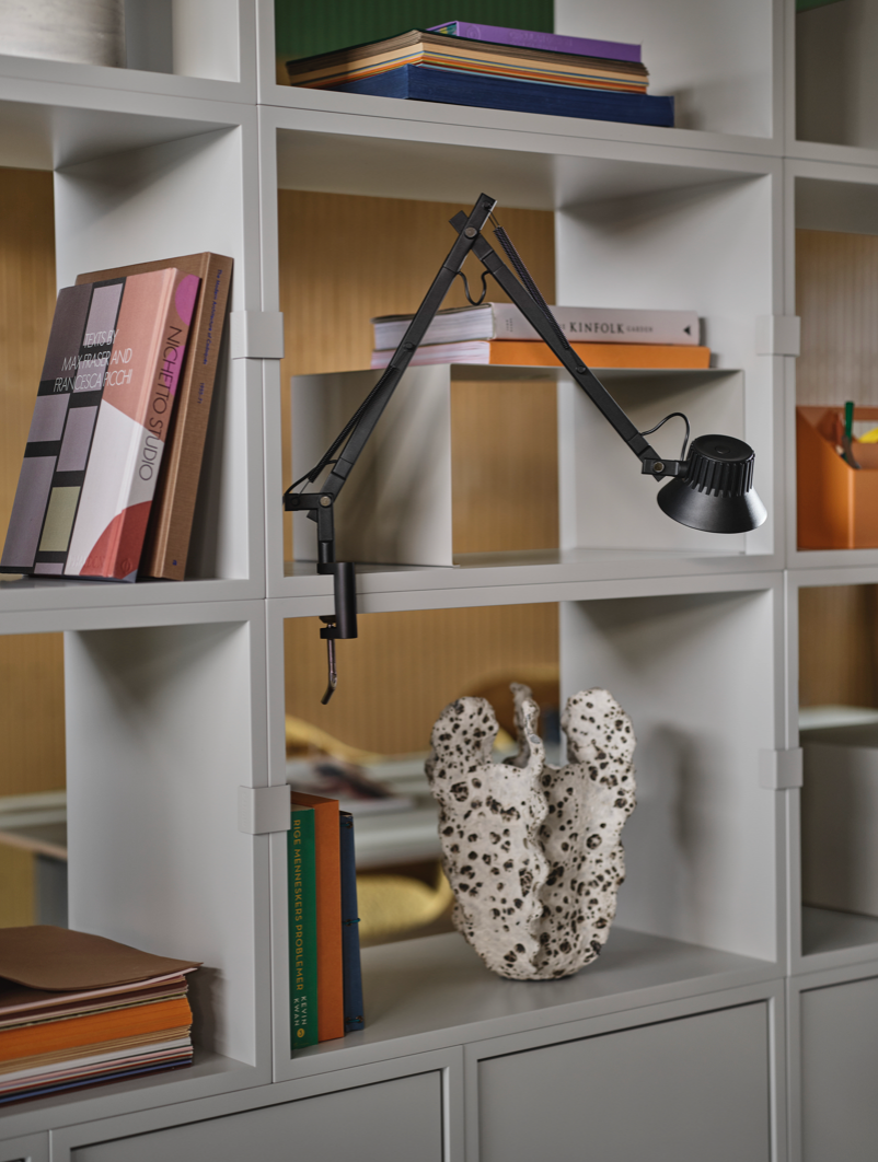 Delicate Table Lamp