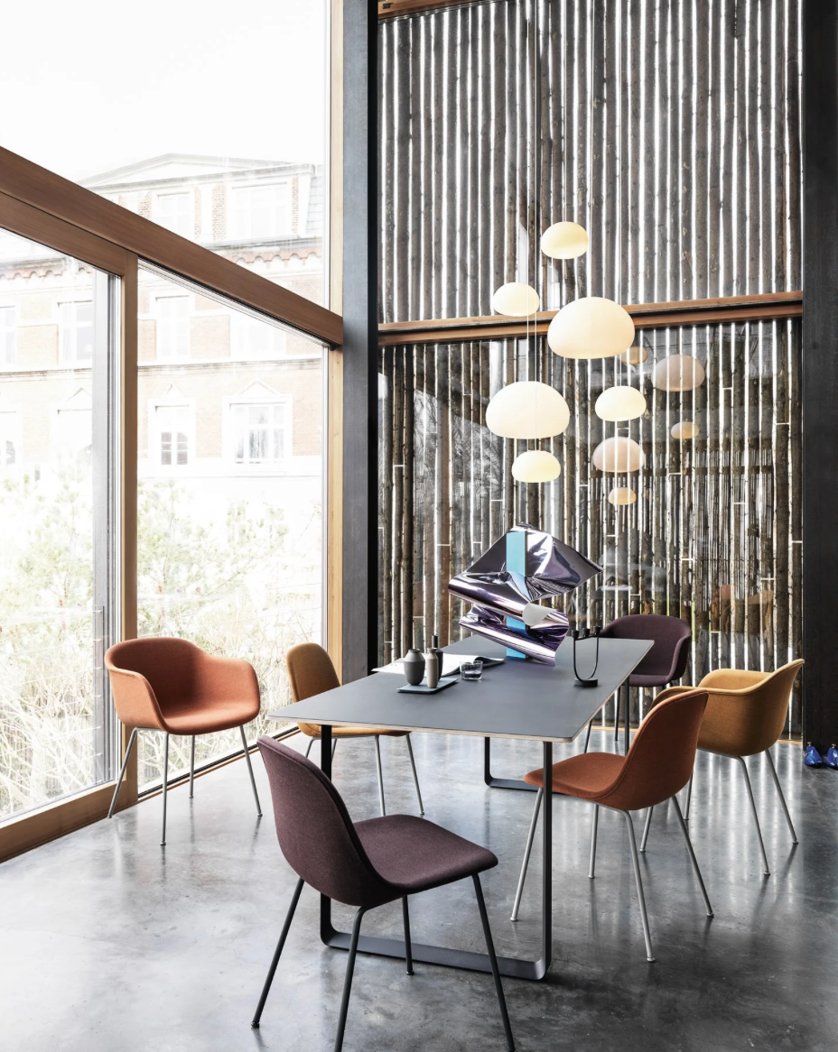 Fluid Pendant Lamp