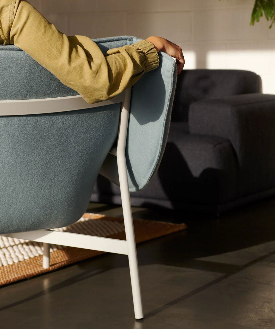 Wrap Lounge Chair