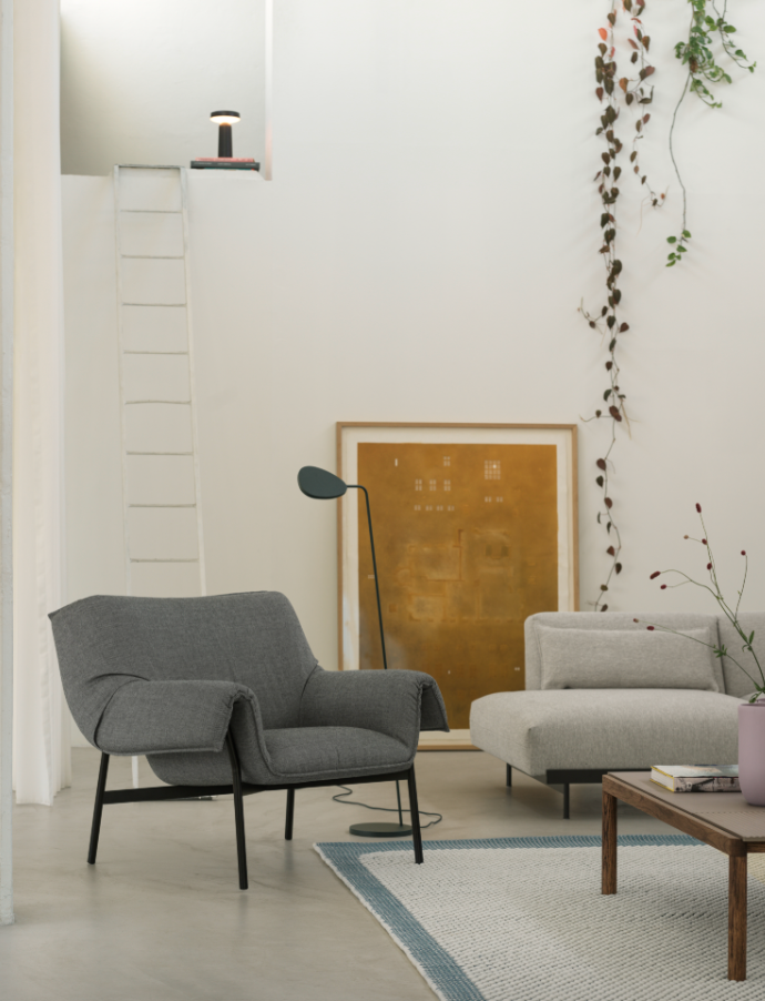 Wrap Lounge Chair