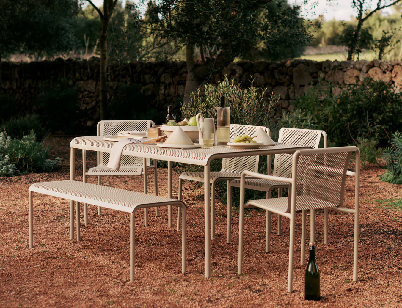 Dapple Dining Table - 160 x 90