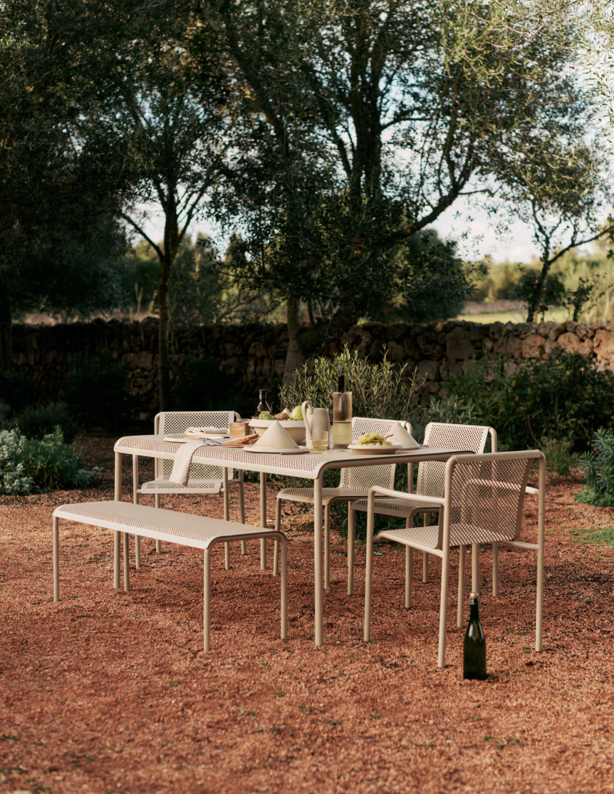 Dapple Chair with Arms