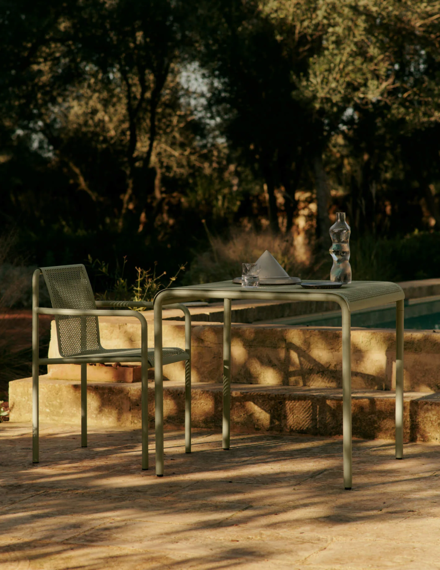 Dapple Chair with Arms