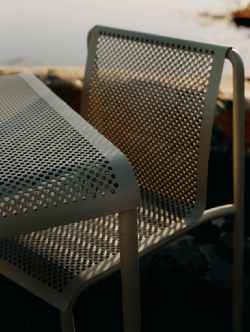 Dapple Chair