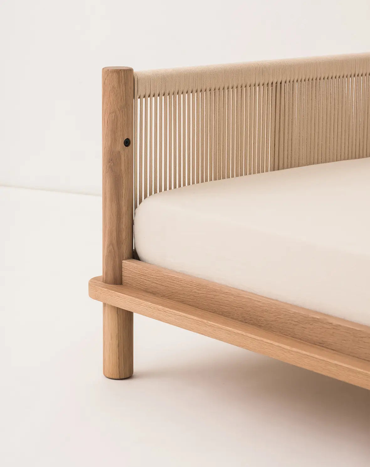 Pure Evolutionary Cradle Bed