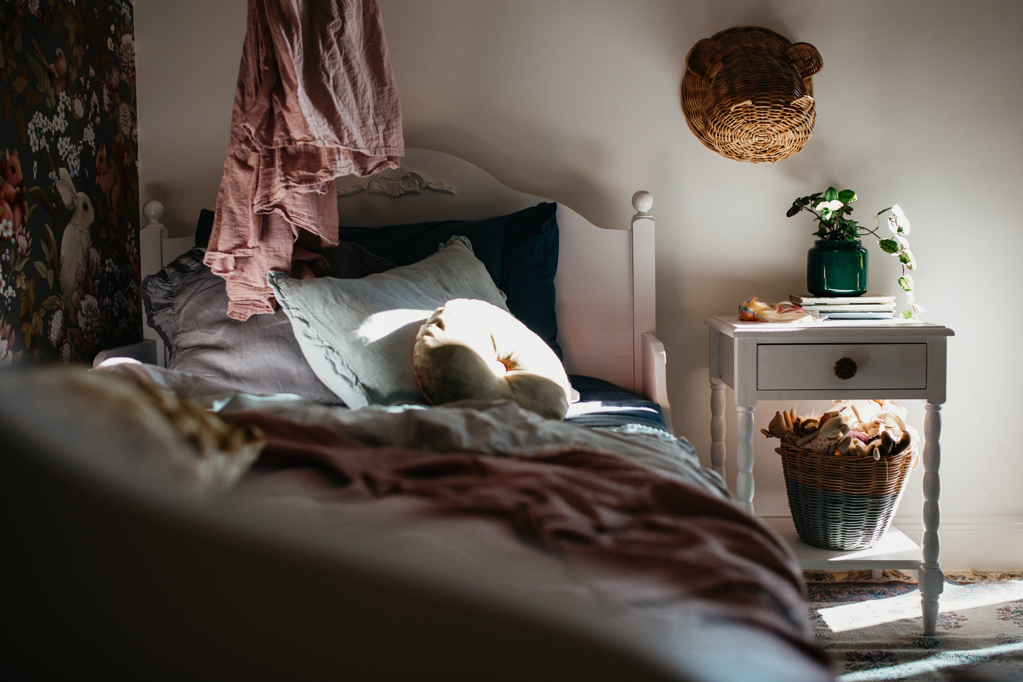 DESSA Bedside Table