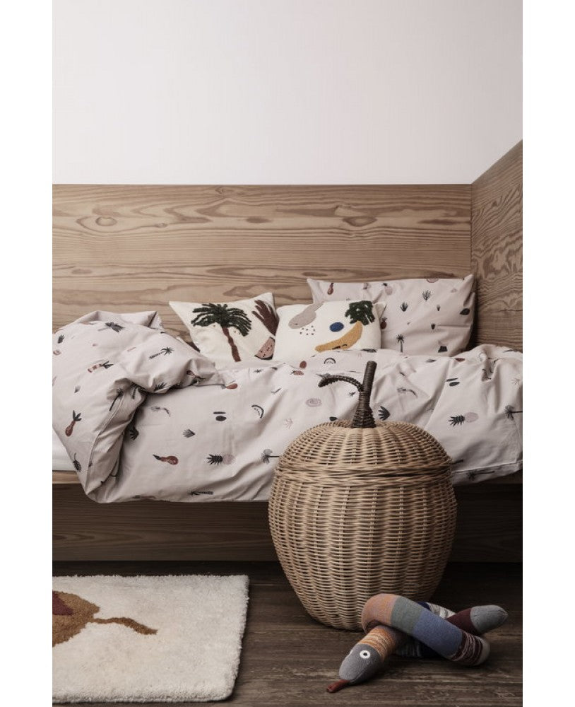 Cesta Rattan, Maçã