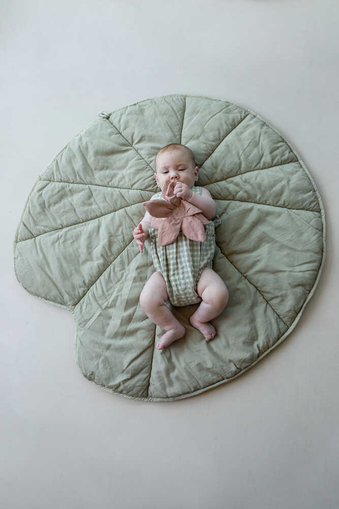 Play Mat Water Lily