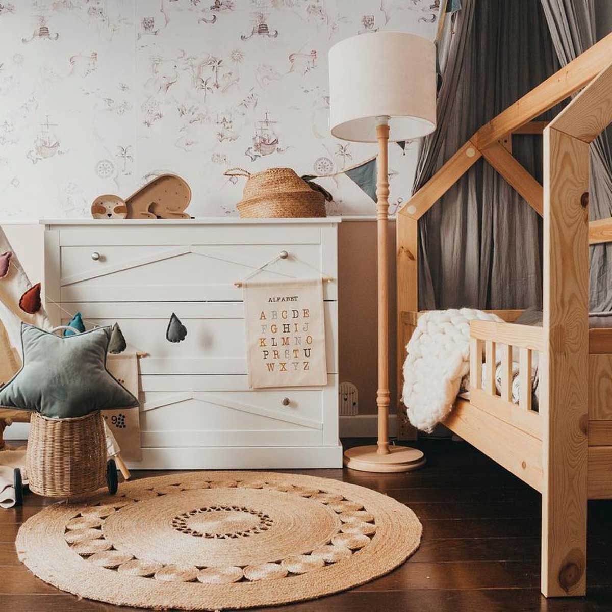 Map Stories Wallpaper