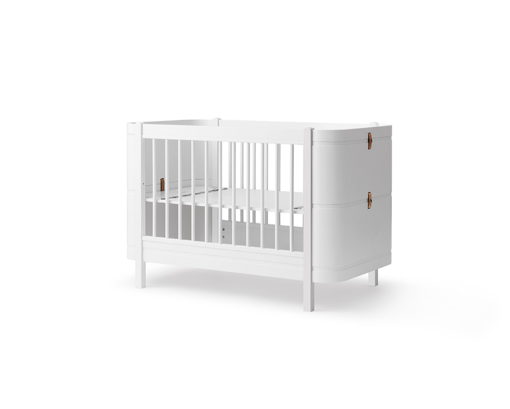 Cama de Grades Wood Mini+, Branco (Inclui kit 0-9 anos) - Maria do Mar