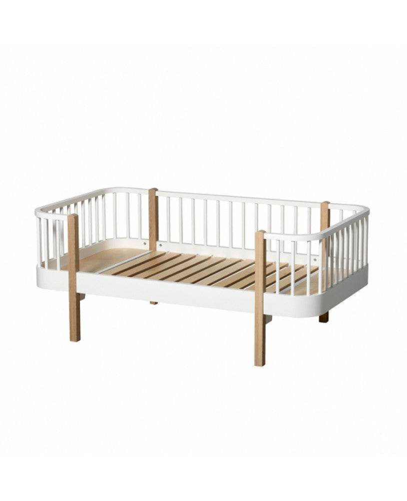 Cama Junior Daybed Wood, Branco e Madeira - Maria do Mar 