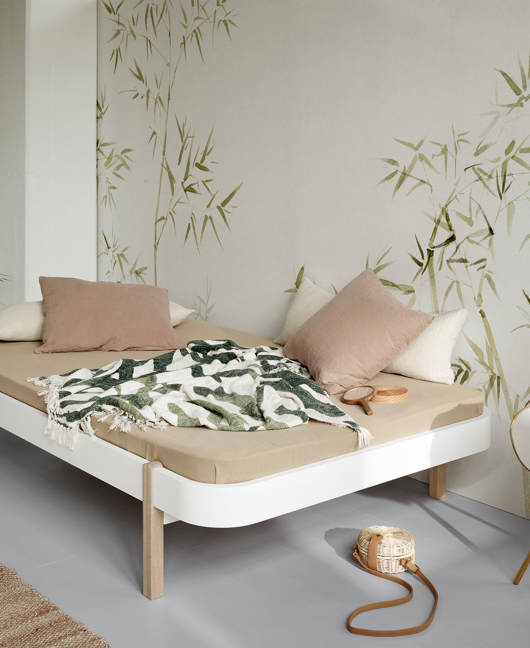 Wood Lounger bed 120x200, White