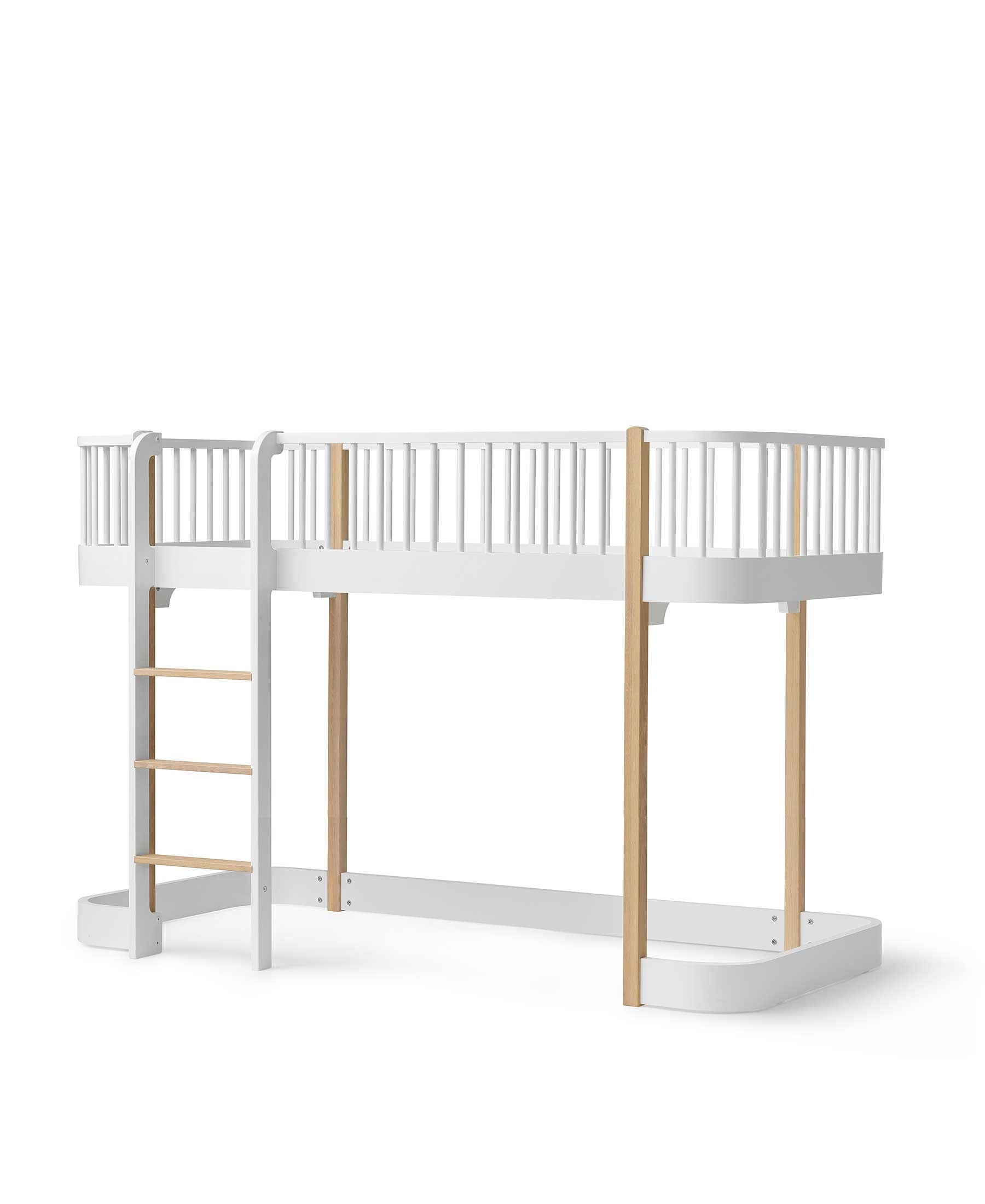 Cama Loft Baixo Wood, Branco e Madeira - Maria do Mar