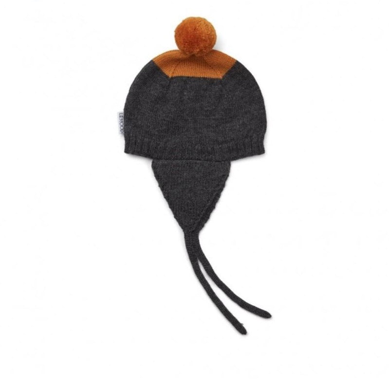 Gorro Vera, Cinzento