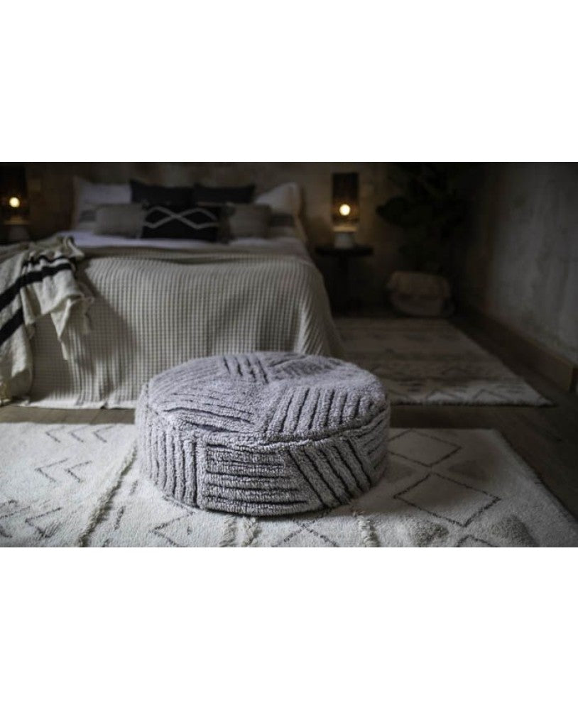 Pouf de Lã, Fields