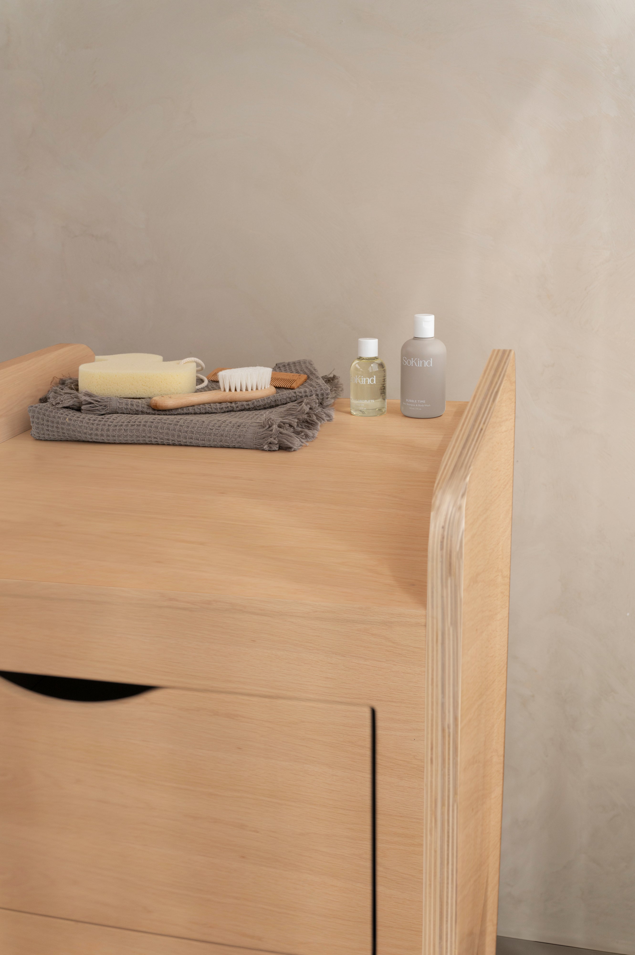 No Fred Changing Table