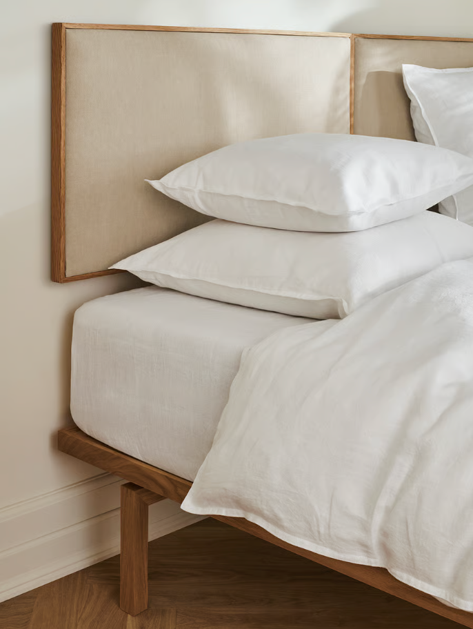 Elton Bedframe