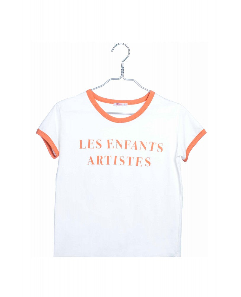 T-shirt branca com estampagem a laranja "les enfants artistes"