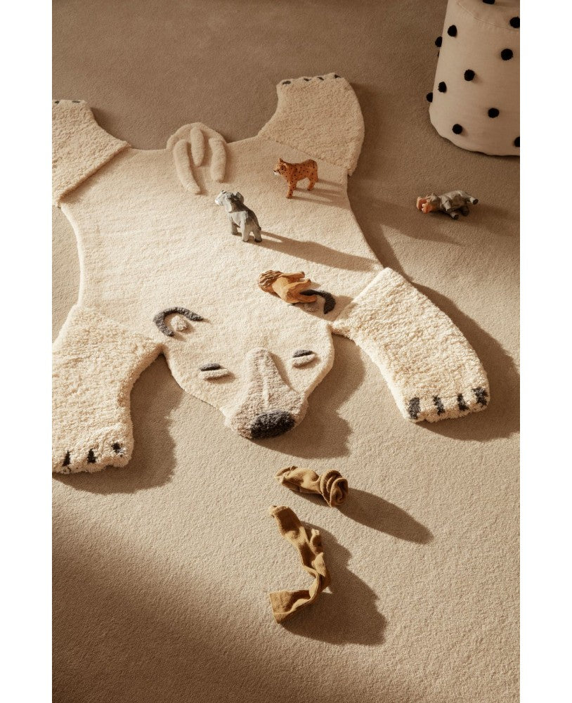 polar bear rug